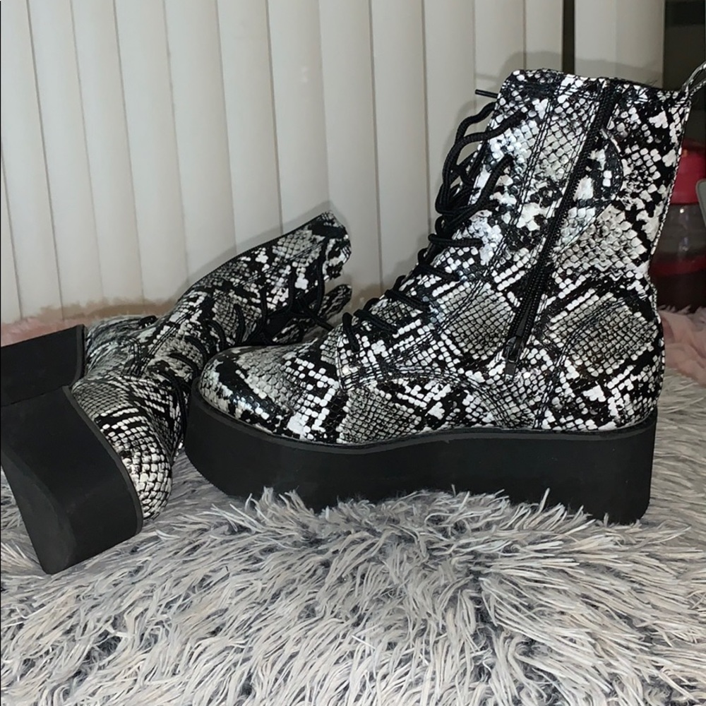 Printed Platform Boots!